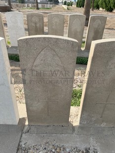 BAGHDAD (NORTH GATE) WAR CEMETERY - CLARKE, W H